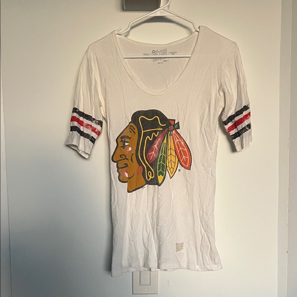 Women's White Graphic Short Sleeve Tee